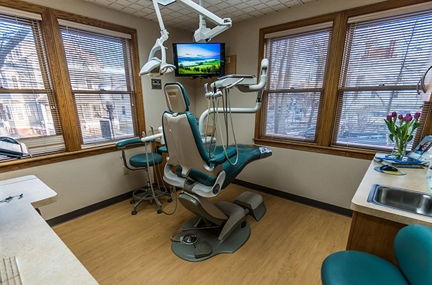 beautiful dental exam room